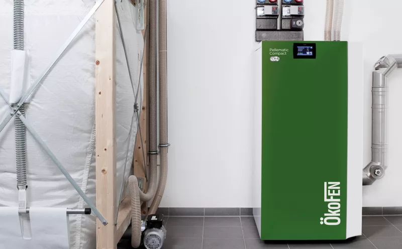 Chaudière à pellets ÖkoFEN écologique installée à Genval, Brabant wallon.