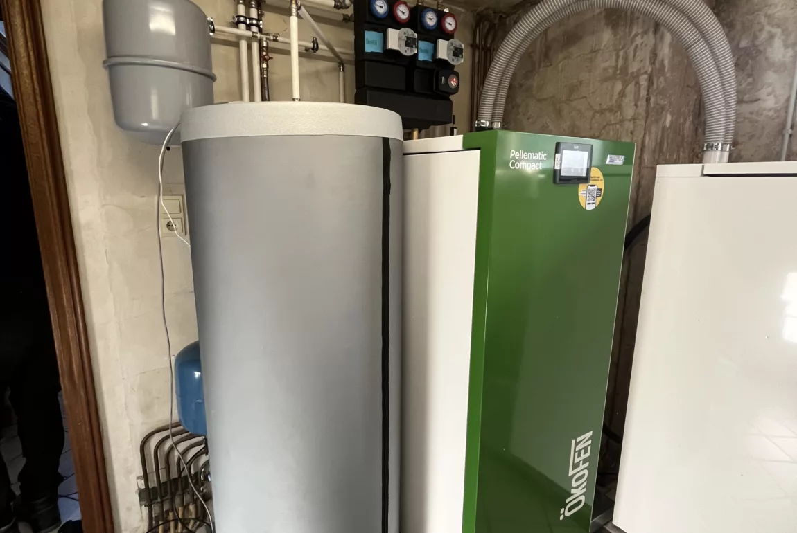 Chaudière à pellets ÖkoFEN installée à Braine-l'Alleud, Brabant wallon.